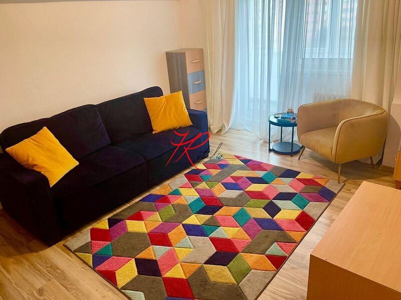 Teiul Doamnei Vanzare apartament 2 camere bloc / dupa 1980